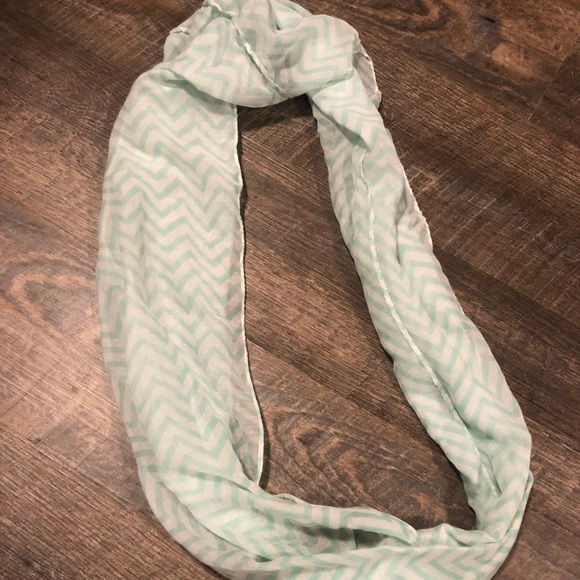 Scarf - Picture 3 of 3